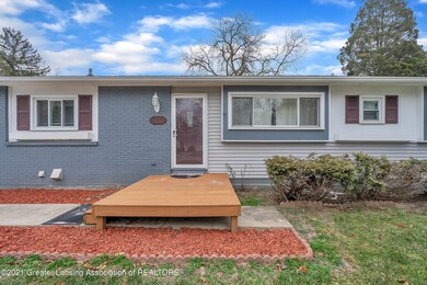 05-5832 Montebello Ave-WindowStill-