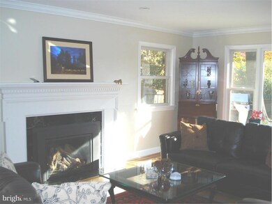 6419 Lyric Ln, Falls Church, VA 22044 - photo 2