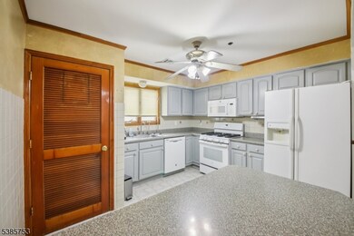 22 Saint Francis St, Newark, NJ 07105 - photo 7