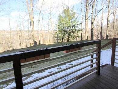 289 Hildred Dr, Burlington, VT 05401 - photo 2