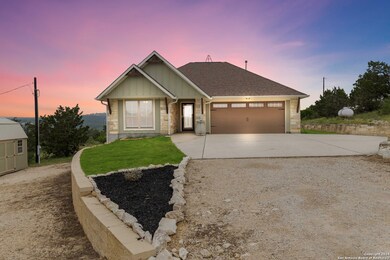 264 W County Road 2481, Hondo, TX 78861 - photo 4