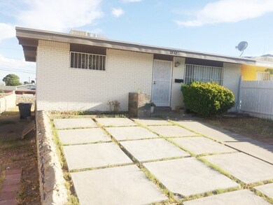 2722 Mckinley Ave, El Paso, TX 79930 - photo 3