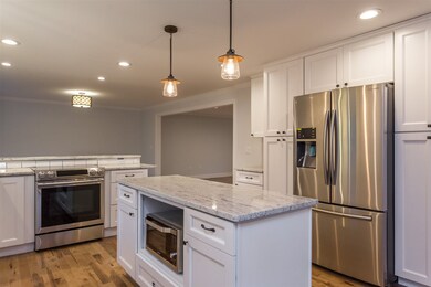 121 Stratham Heights Rd, Stratham, NH 03885 - photo 7