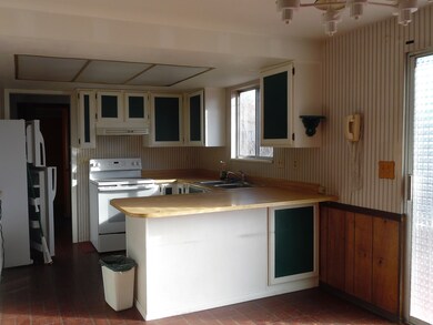 413 W Mcgill Blvd, Moab, UT 84532 - photo 4