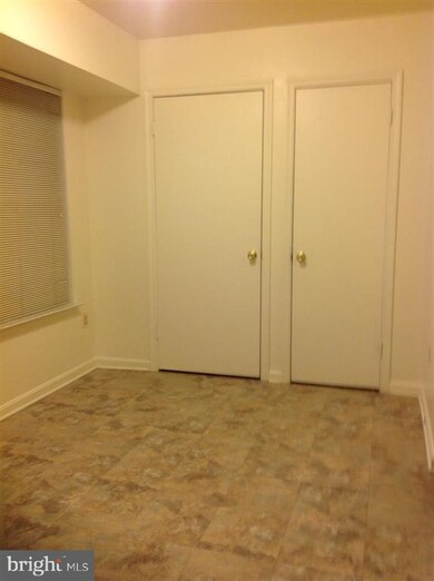 6810 Milltown Ct, District Heights, MD 20747 - photo 3