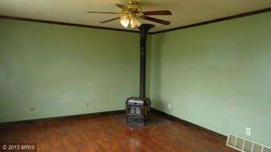 106 Kathys Ln, Hedgesville, WV 25427 - photo 2