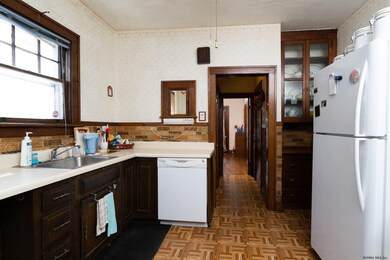 179 Whitehall Rd, Albany, NY 12209 - photo 6