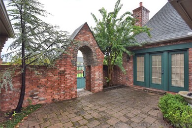 Enjoy your private courtyard for all seasons!