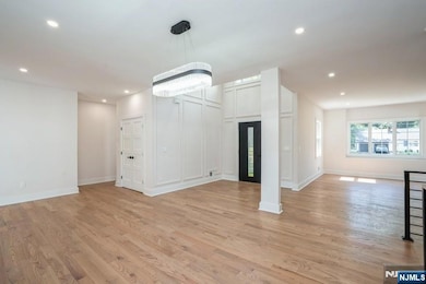 890 Oradell Ave, Oradell, NJ 07649 - photo 6