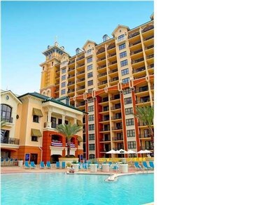 Grande Vista Pool Deck