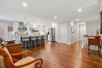 98 Manet Rd unit 1, Chestnut Hill, MA 02467 - photo 6