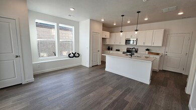 2895 S Malcolm Place unit 8, West Valley City, UT 84128 - photo 6