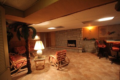 4441 Emerson Ave, Schiller Park, IL 60176 - photo 5