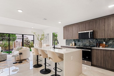 1306 NW 5th St, Florida City, FL 33034 - photo 2