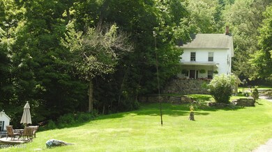 106 Wyckoff Ln, Milford, PA 18337 - photo 4