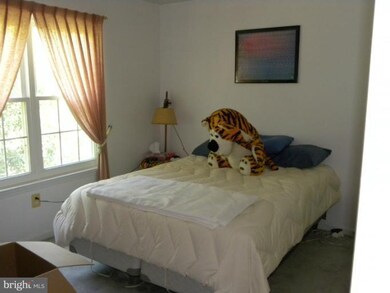 326 Kalorama Rd, Sykesville, MD 21784 - photo 6