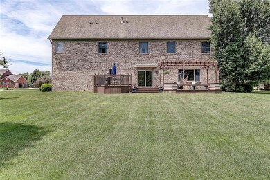 1635 S Mayberry Dr, Frankfort, IN 46041 - photo 4