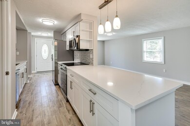 6669 Buttonhole Ct, Columbia, MD 21044 - photo 6