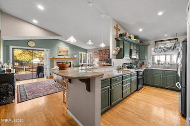 3945 Falling Water Dr, Reno, NV 89519 - photo 3