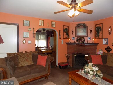 136 Ruby St, Lancaster, PA 17603 - photo 5