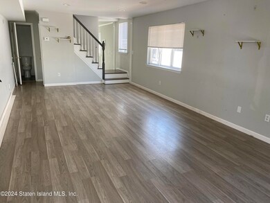 78 Pitney Ave, Staten Island, NY 10309 - photo 3