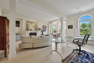 294 Commonwealth Ave unit 2, Boston, MA 02115 - photo 2