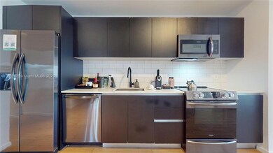 The Elser unit 2111, Miami, FL 33132 - photo 7