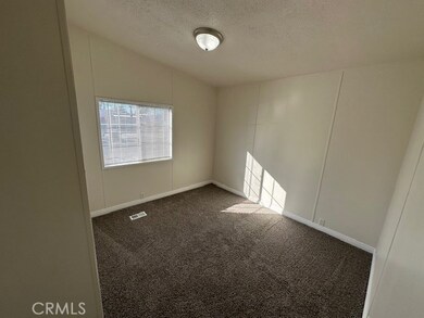 880 N Lake St unit 82, Hemet, CA 92544 - photo 7