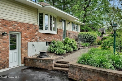 34-P1416906