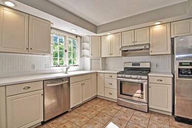 43 Hillando Dr, Shrewsbury, MA 01545 - photo 7