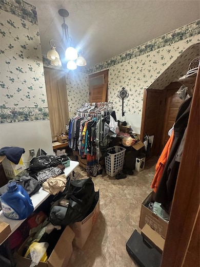 624 E Noble Ave, Guthrie, OK 73044 - photo 7