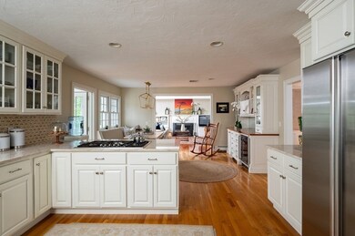 140 Lamberts Ln, Cohasset, MA 02025 - photo 3