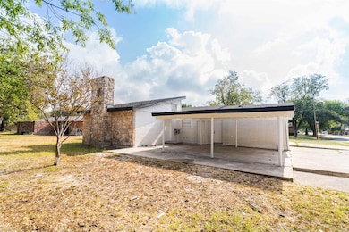 101 Serafini Dr, Del Rio, TX 78840 - photo 3