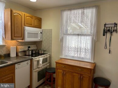 1348 Valley Rd, Woodlyn, PA 19094 - photo 7