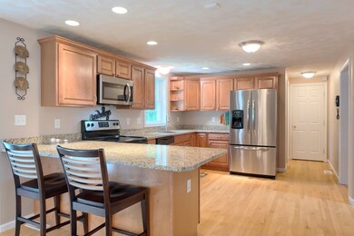 57 Forest St, Wilmington, MA 01887 - photo 2