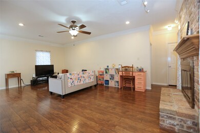 15615 Gettysburg Dr, Tomball, TX 77377 - photo 5