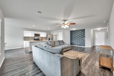 154 Courageous Side Way, Magnolia, TX 77354 - photo 7