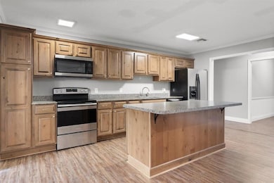 1605 Sarah Dr, Lake Charles, LA 70605 - photo 7