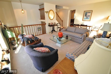 3306 Stone Heather Ct, Herndon, VA 20171 - photo 2