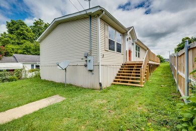 918 Hopson St, Johnson City, TN 37601 - photo 3