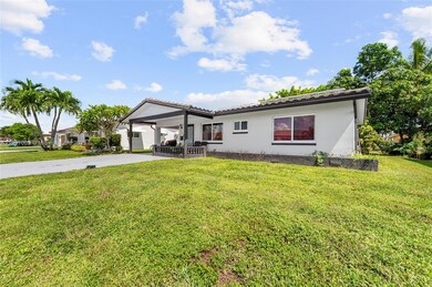 5716 NW 86th Ave, Tamarac, FL 33321 - photo 3