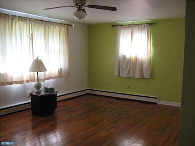 109 Cirak Ave, Norristown, PA 19403 - photo 5