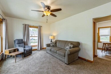 1711 E 24th St, Des Moines, IA 50317 - photo 5