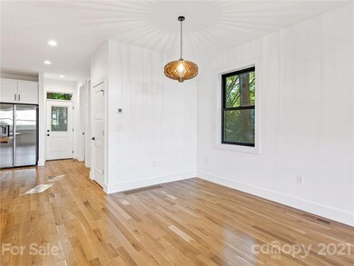 Custom wooden pendant in your dining space