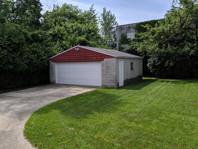 garage/drive