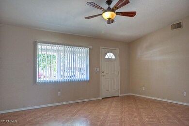 2114 W 2nd Place Mesa AZ 85201_Living