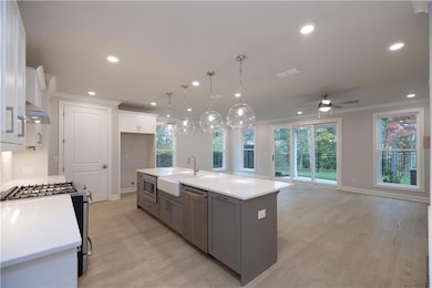 The open concept design is very inviting. *Please 