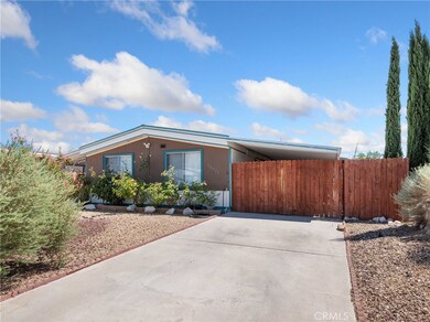 16327 Wimbleton Dr, Victorville, CA 92395 - photo 2