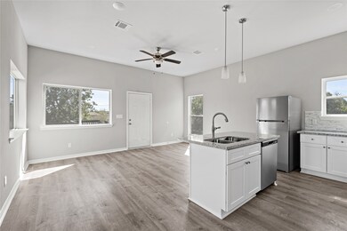 8204 Tower St unit A, Houston, TX 77088 - photo 7