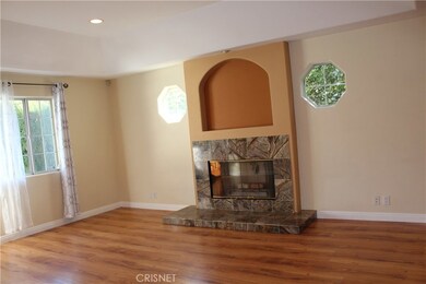 21918 Martinez St, Woodland Hills, CA 91364 - photo 5